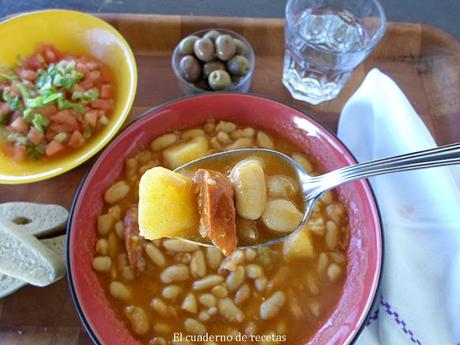 Alubias Blancas con Chorizo