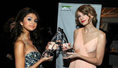 Taylor Swift, apoya a Selena Gómez