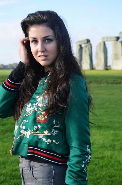 MY LIFE IN UK (2) - STONEHENGE