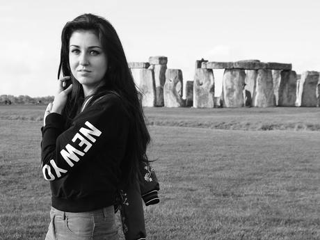 MY LIFE IN UK (2) - STONEHENGE