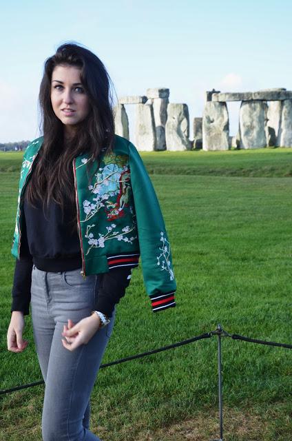 MY LIFE IN UK (2) - STONEHENGE