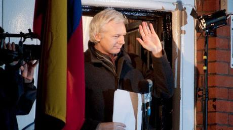 #Ecuador deja sin #internet a Julian Assange por filtraciones de #WikiLeaks #Ecuador deja sin #internet a Julian Assange por filtraciones de #WikiLeaks