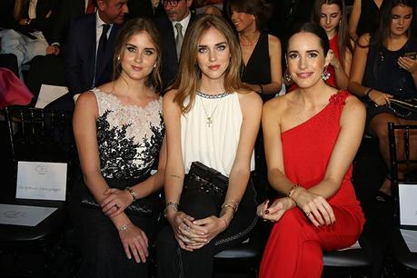 Valentina-Ferragni,-Chiara-Ferragni-y-Louise-Roe_Frontrow-Pronovias