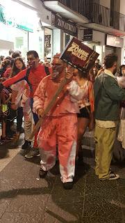 Sitges es invadido por los zombies gracias a la Zombie Walk del Festival de cine fantástico