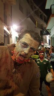 Sitges es invadido por los zombies gracias a la Zombie Walk del Festival de cine fantástico