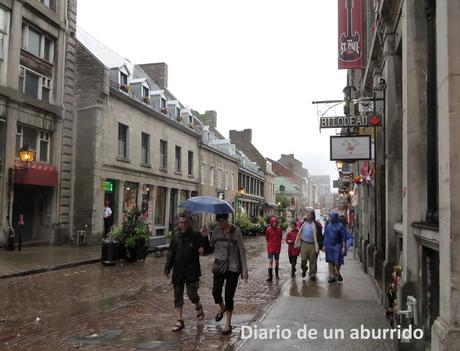 Québec (3) Montreal bajo la lluvia y otras útiles informaciones para viajeros avisados