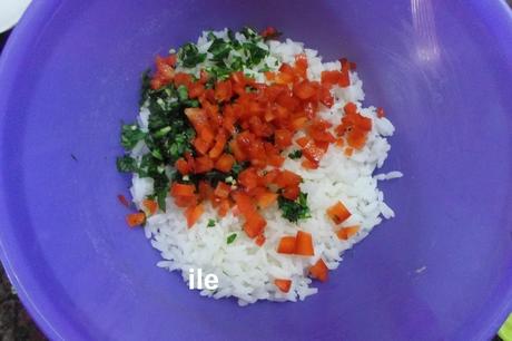 Cakes de arroz y verduras