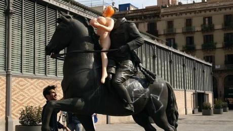 Estatua de Franco sin cabeza (en el Born)