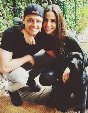 Chicharito dejará la soltería el verano entrante Chicharito dejará la soltería el verano entrante