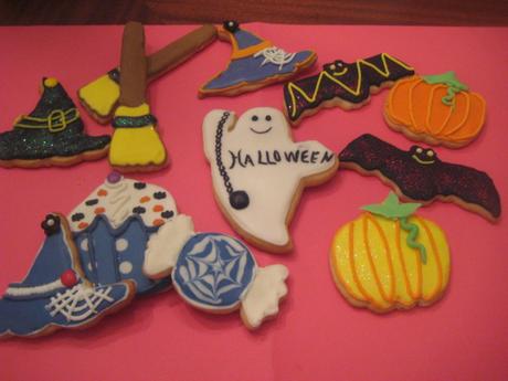 GALLETAS PARA HALLOWEEN Y BUÑUELOS DE VIENTO DE TODOS LOS SANTOS