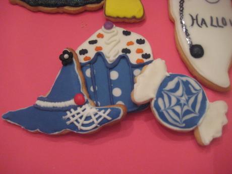 GALLETAS PARA HALLOWEEN Y BUÑUELOS DE VIENTO DE TODOS LOS SANTOS