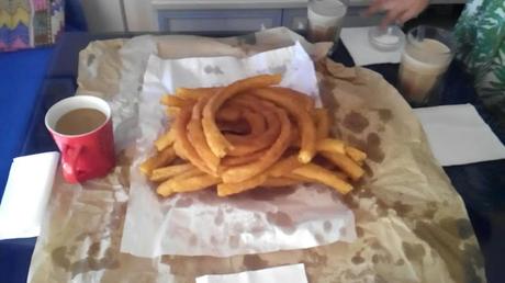 A los ricos churros! A los ricos churros!