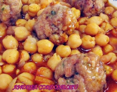 ALBÓNDIGAS CON GARBANZOS. SIN GLUTEN.