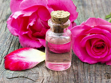 ♥ Los Usos del Agua de Rosas ♥ Los Usos del Agua de Rosas