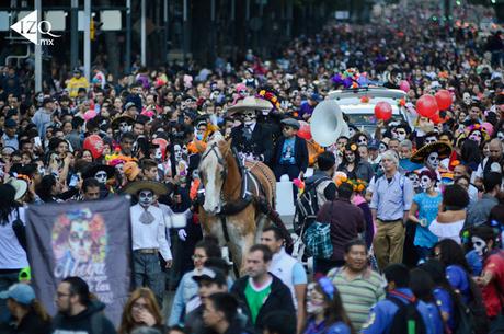 Mega Procesión de las Catrinas