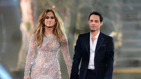 Videos muestran un posible romance entre J.Lo y Marc Anthony Videos muestran un posible romance entre J.Lo y Marc Anthony