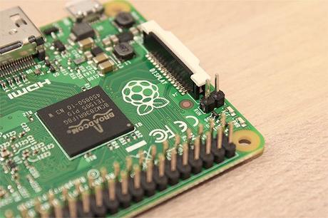Como conectar un interruptor de encendido a una raspberry powerpi_raspberry_pi_2_schalter_installieren_pins