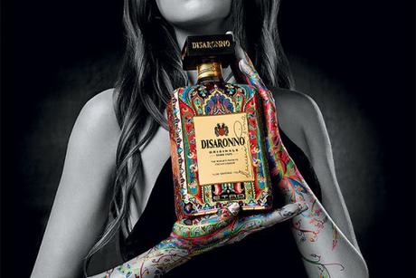 DISARONNO WEARS ETRO