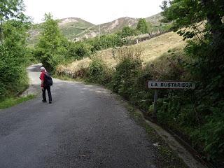 Por la parroquia de Clavillas (Santiago de Hermo-La Bustariega-Valcárcel-Clavillas)