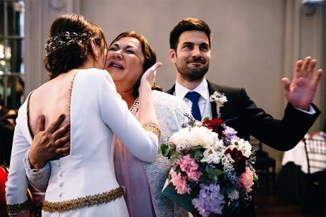 Fotografo-boda-españa-alegria-novios-amigos