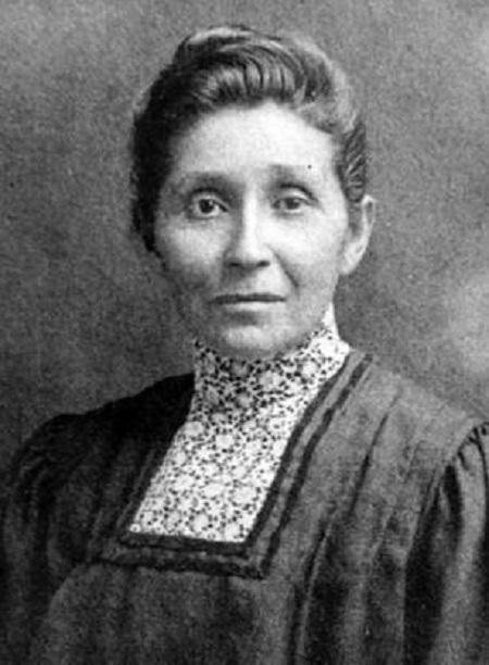 La primera doctora amerindia, Suzanne LaFlesche Picotte (1865-1915)