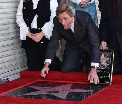 Hugh Laurie, ya puede pisar su estrella