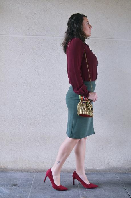 look_burdeosycaqui_streetstyle_outfit_fashionblogger_mivestidoazul-5