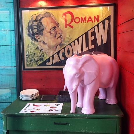 Brunch en Bananas, cada primer domingo del mes cita foodie entre palmeras y #nometoquesaltigre cafe-banana-brunch-domingo