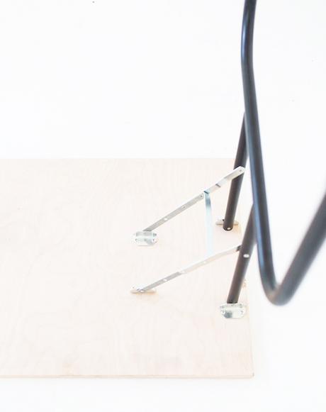 diy: mesa plegable de madera estilo nórdico con lamas autoadhesivas diy: mesa plegable de madera estilo nórdico con lamas autoadhesivas