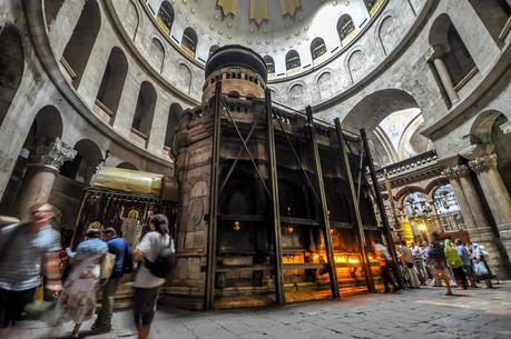 Encuentran las paredes originales de la cueva donde Jesús fue enterrado The Edicule.