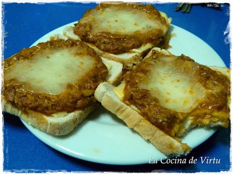 Tostadas a la pizza Tostadas a la pizza