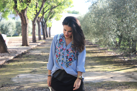 LOOK: BORDADOS & RAYAS