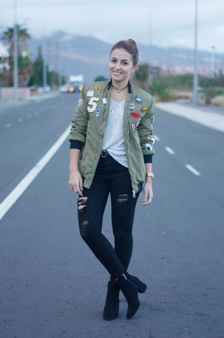 Bomber con parches de Gamiss Bomber con parches de Gamiss