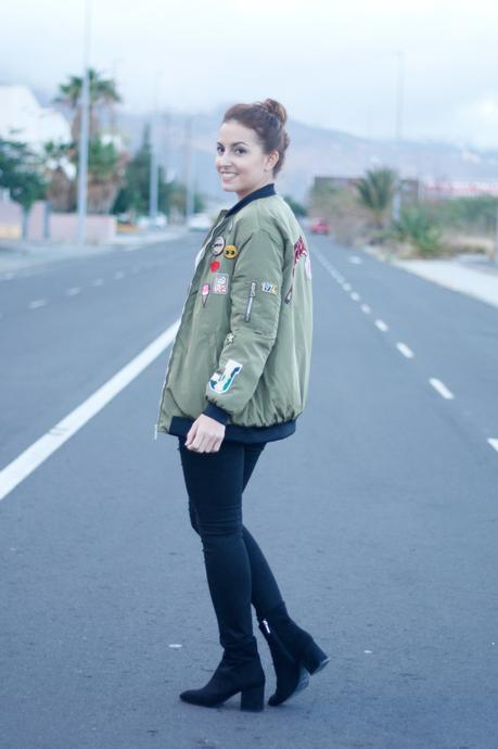 Bomber con parches de Gamiss Bomber con parches de Gamiss