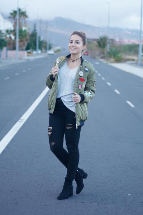 Bomber con parches de Gamiss Bomber con parches de Gamiss