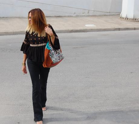 bOHO éTNICO #nOUNIFORMES bOHO éTNICO #nOUNIFORMES
