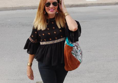 bOHO éTNICO #nOUNIFORMES bOHO éTNICO #nOUNIFORMES