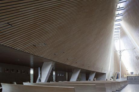 IGLESIA Y CENTRO DE FORMACIÓN SANTA FE EN MÉXICO javier-sordo-9