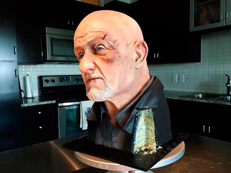 Mike, de Breaking Bad, revive en escultura de ponqué ponque_realista_natalie_1