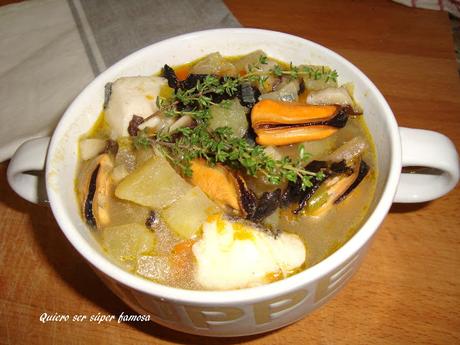 Sopa de pescado y setas en hojaldre Sopa de pescado y setas en hojaldre