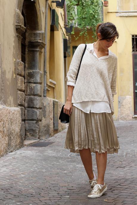 falda plisada outfit fashion blogger