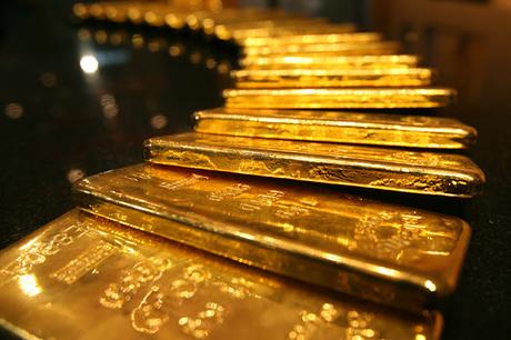 Precio del oro sube tras caída del dolar y reunión de la FED Precio del oro sube