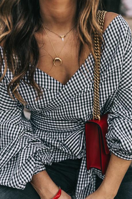 beverly_hills-off_the_shoulders_shirt-plaid-skinny_jeans-ripped_jeans-sincerely_jules_shop-gucci_bag-chicwish-outfit-street_style-los_angeles-collage_vintage-30