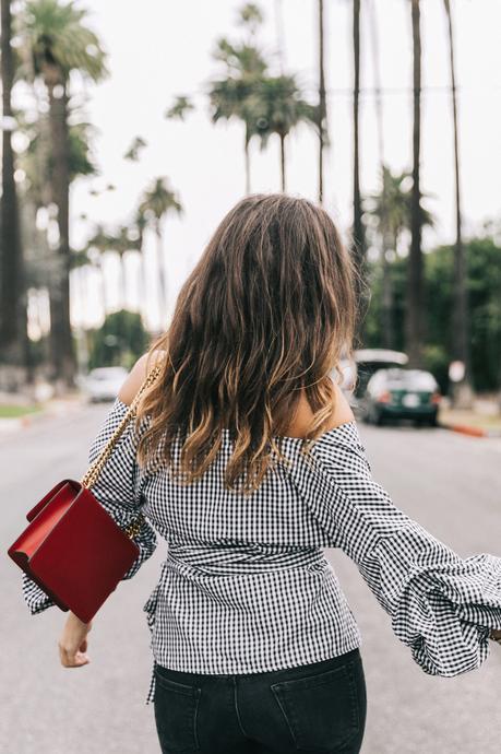 90210 beverly_hills-off_the_shoulders_shirt-plaid-skinny_jeans-ripped_jeans-sincerely_jules_shop-gucci_bag-chicwish-outfit-street_style-los_angeles-collage_vintage-13