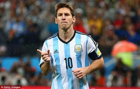 Daniel Passarella asegura que Messi no debe ser capitan de Argentina Daniel Passarella asegura que Messi no debe ser capitan de Argentina
