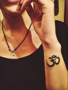 7 símbolos ideales para tatuajes omtatuaje