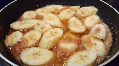 Plancha de hojaldre con platano para decir que... ¡¡vuelvo!!... y está vez de verdad Plancha de hojaldre con platano para decir que... ¡¡vuelvo!!... y está vez de verdad