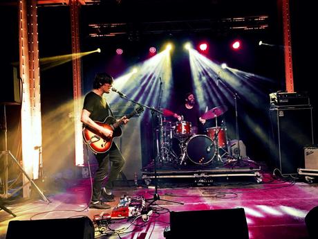 Felices 15 años a Foehn Records y que cumpla muchos más rzij6355