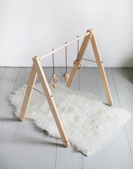 Diy Gimnasio de madera para el bebé Diy Gimnasio de madera para el bebé