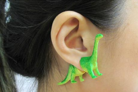 PARA LAS AMANTES DE LOS PENDIENTES dinosaurs-retro-earrings-ooo-workshop-1